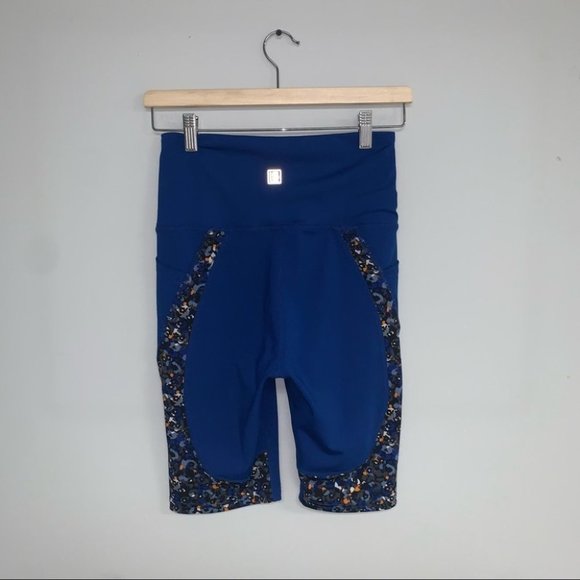 Laundry by Shelli Segal Bike Shorts Women’s Size Medium Royal Blue Pattern Long - Picture 2 of 6